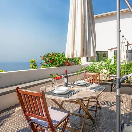 Meerblick - Exklusives Loft Mit Terrassen & Hot-tub *